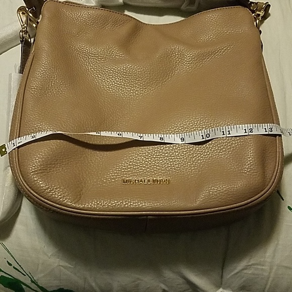 Michael Khors handbag - Picture 6 of 9